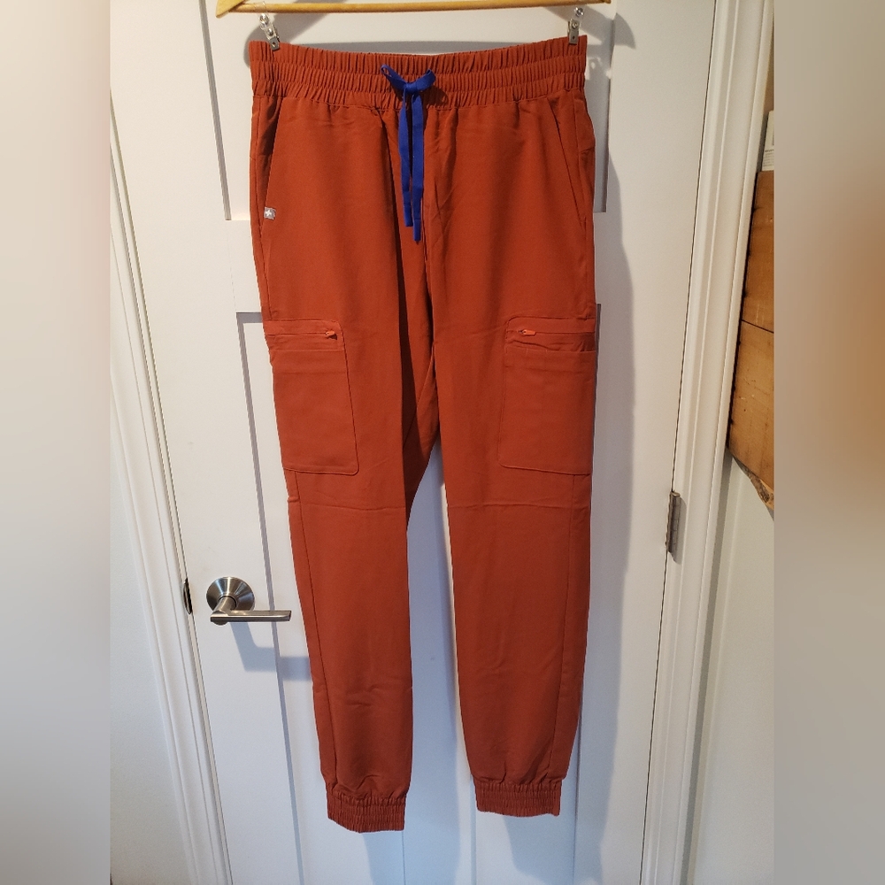 Figs, Auburn, Atlanta Scrub Pants, Medium Tall